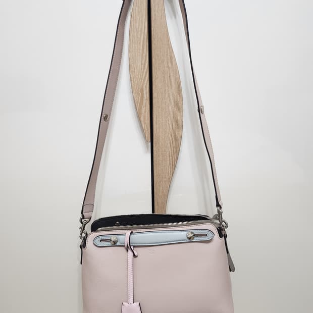 펜디 바이더웨이