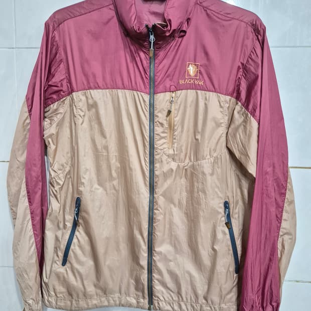 블랙야크 바람막이 점퍼
