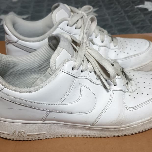 나이키 에어포스1  로우 화이트 스니커즈 (270) CW2288-111