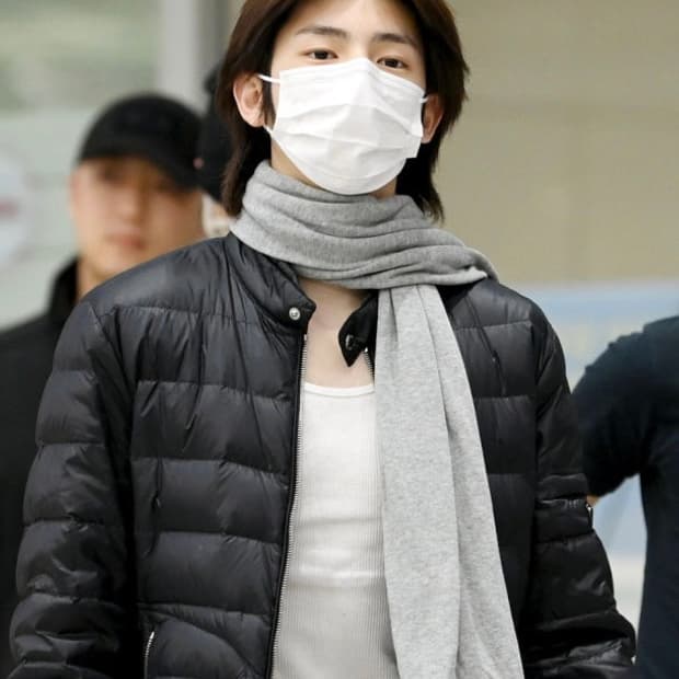 코르티스 주훈 프라다 패딩