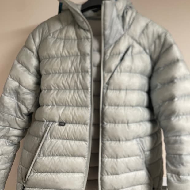 시에라디자인 경량 구스다운 라이트그레이 m사이즈