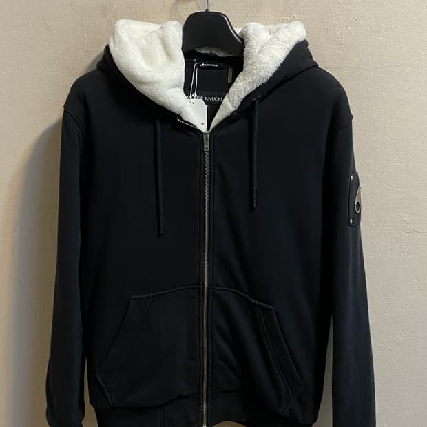 무스너클 셰르파 후드집업