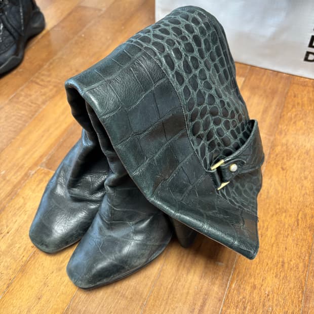 타임 뱀가죽 부츠