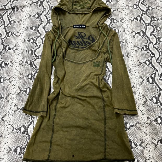 “Heaven and Earth” 00’s Print Skull Hood