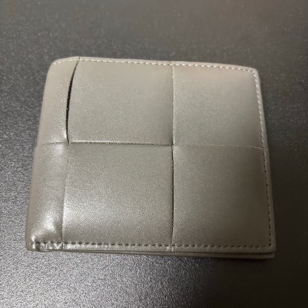 보테가베네타 반지갑