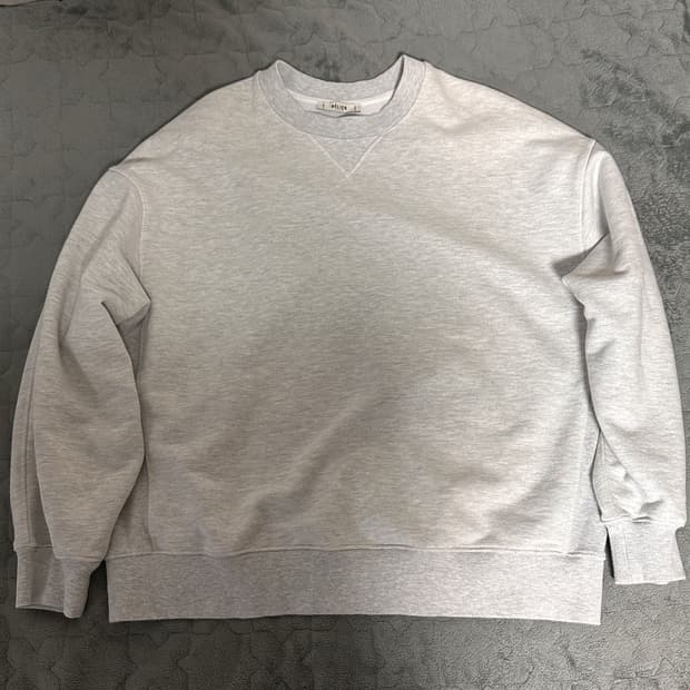 벨리에 맨투맨 m사이즈