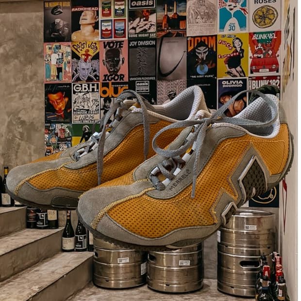 머렐 스니커즈 (235) AB1396