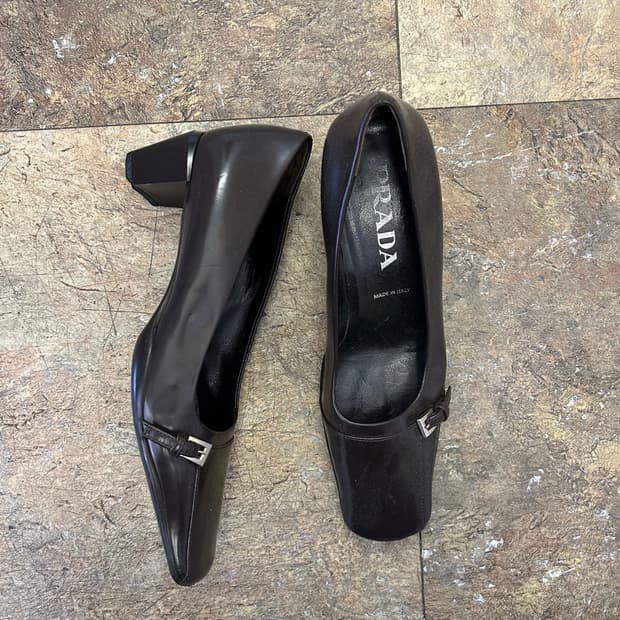 PRADA 스퀘어토 힐