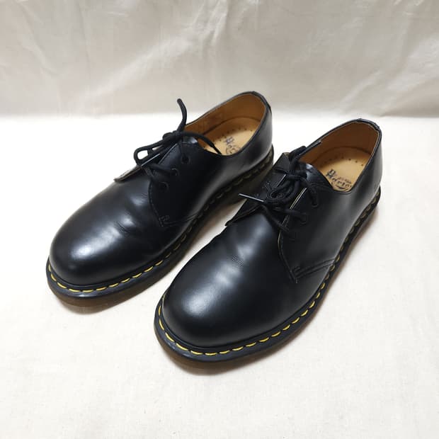 [7UK] 닥터마틴 1461 스무스 3홀 (260~265)