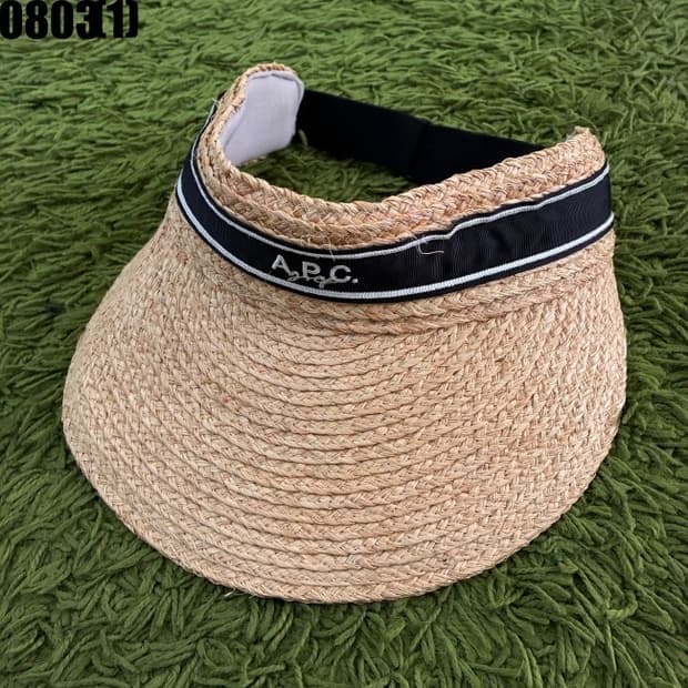 A.P.C. 아페쎄 썬캡 모자