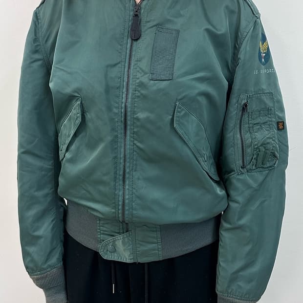 알파인더스트리 L2-B 플라이트 자켓