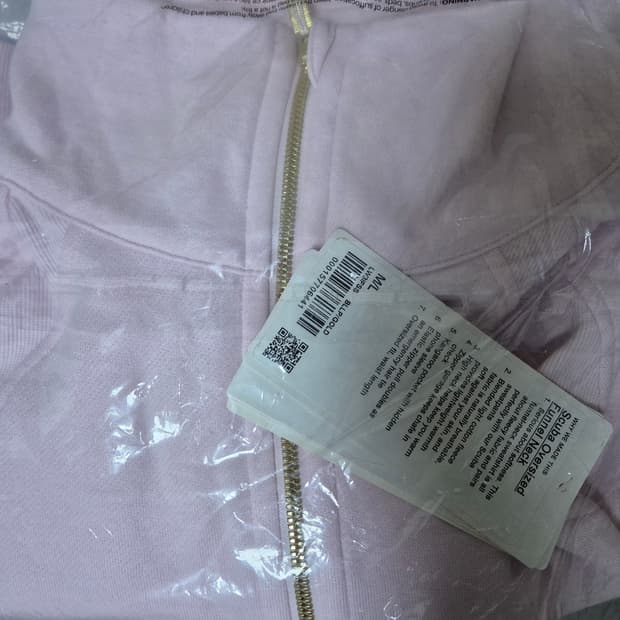 (새상품) 룰루레몬 스쿠바 오버사이즈 퍼널넥 딸기우유