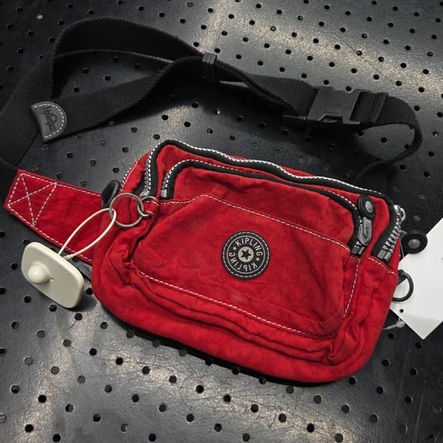 키플링 레드 힙색