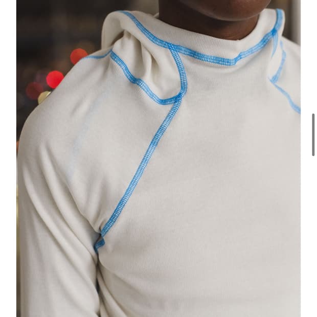 베이스레인지 cast hoodie S 사이즈