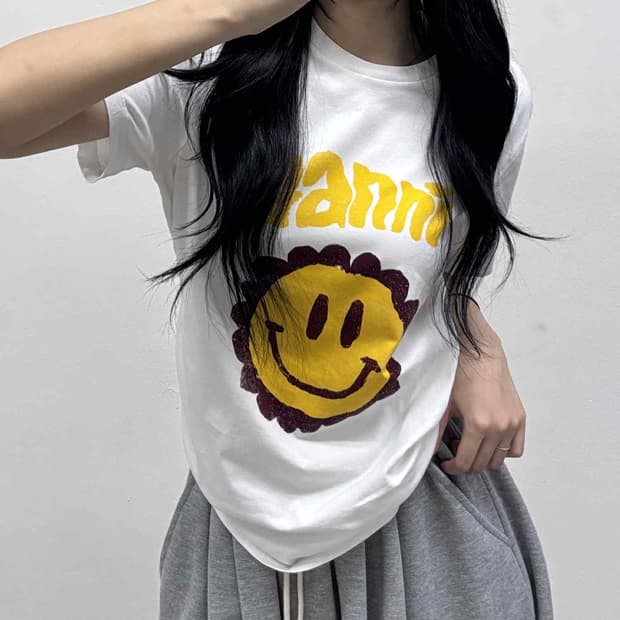Ganni 가니 스마일리 매장판 화이트 반팔 티셔츠(S)