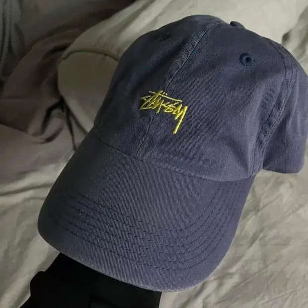 STUSSY STOCK LOW PROFILE STRAPBACK BALL 