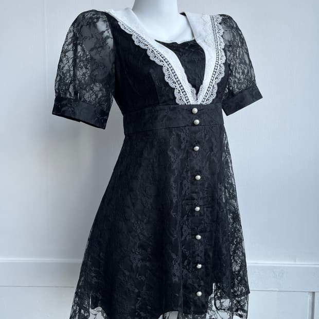 BUBBLES 레이스 카라 원피스