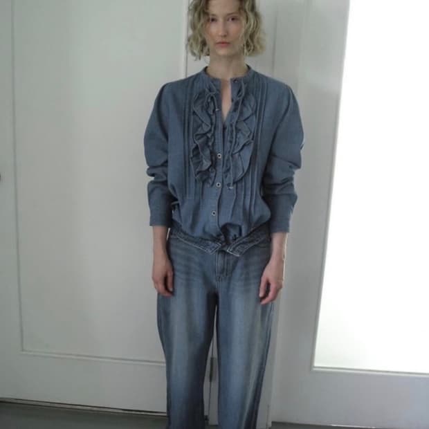 에옹쓰 데님 블라우스 Denim Blouse