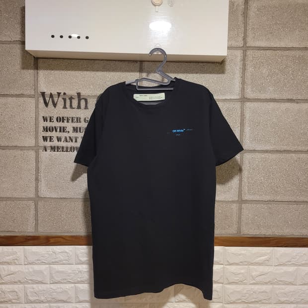 오프화이트 그라데이션 반팔 M