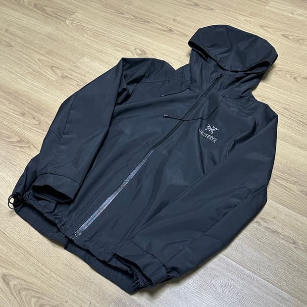 [L] 아크테릭스 후디 바람막이 블랙 자켓 판매