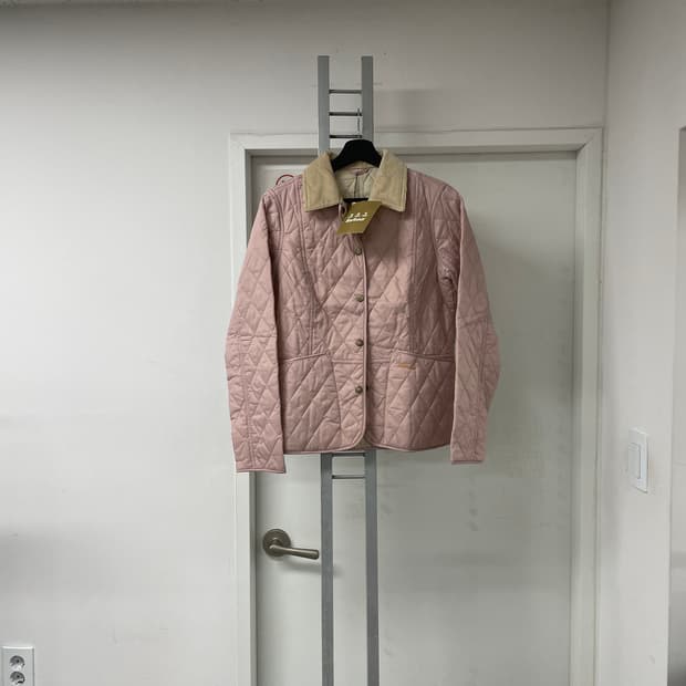 바버 퀄팅 자켓 핑크 새상품 34(W)