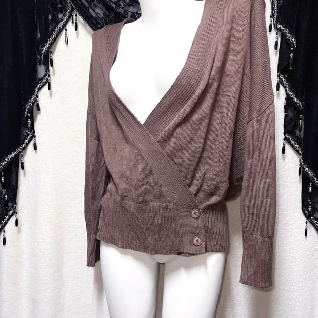 라떼갸루 빈티지 브라운 드레이프 브이넥 니트가디건 하구미 하치 오리엔탈