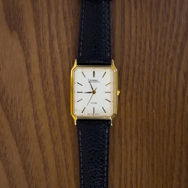 중고] 시티즌 포르마(FORMA) 빈티지 골드 스퀘어 탱크 빈티지 시계 