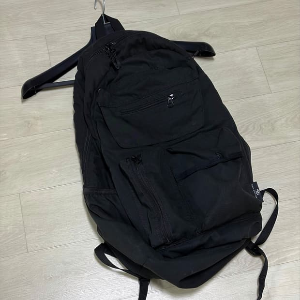 산산기어 백팩 판매합니다