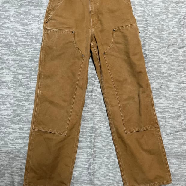 칼하트 더블니 B136 BRN 30x30