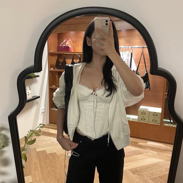 [택달린 새상품] 글로니 BLOOMING CORSET TOP WHITE