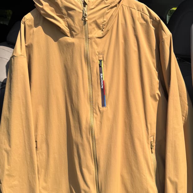 살로몬 바람막이 