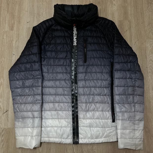 슈퍼드라이 재팬 Superdry 그라데이션 경량패딩 자켓 L(100)