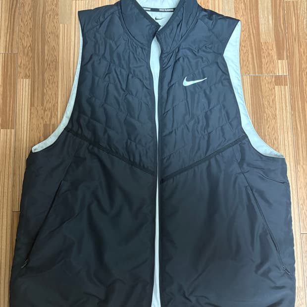 나이키 써마핏 리펠 조끼패딩