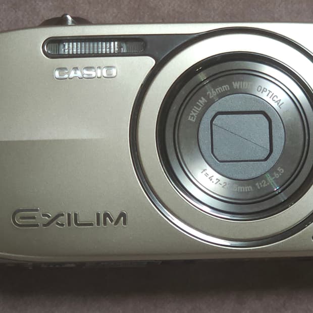 카시오 엑슬림 z2300 골드