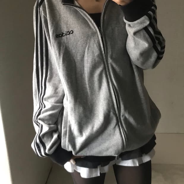 아디다스 그레이 블랙 삼선 면집업