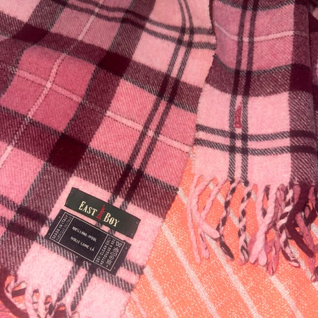 이스트보이 핑크 체크 목도리 머플러
