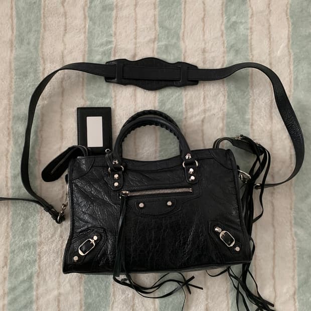 발렌시아가 시티백 모터백 스몰 블랙 정품