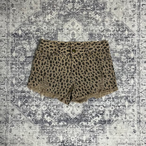 00's Y2K Leopard Distressed Shorts