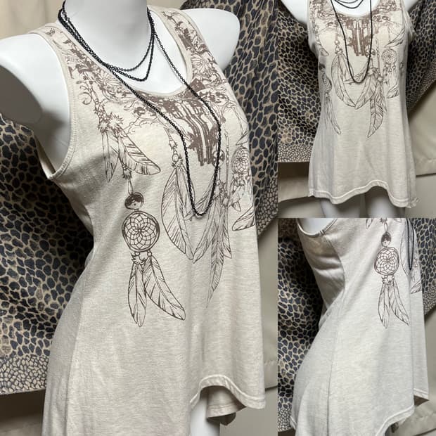 Asymmetric 오리엔탈 슬리브리스 탑