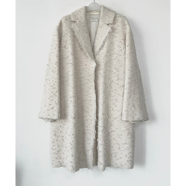 포르테포르테 오버핏 텍스처 하프 코트