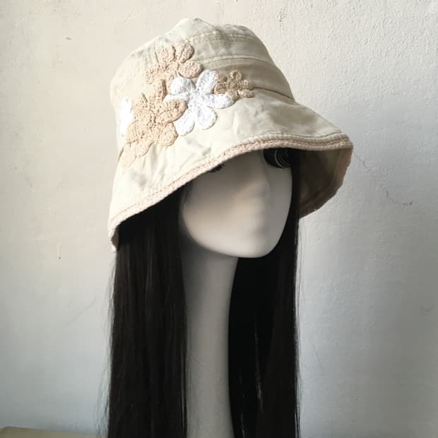  patch point hat