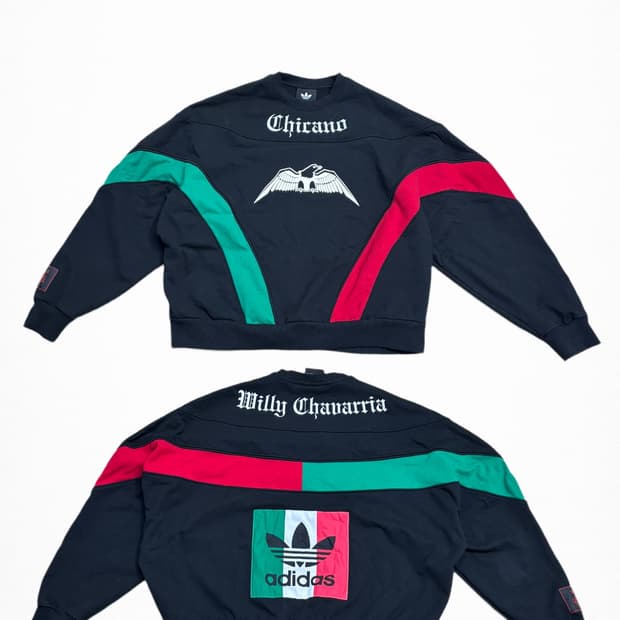 아디다스 크루넥 스웨트셔츠