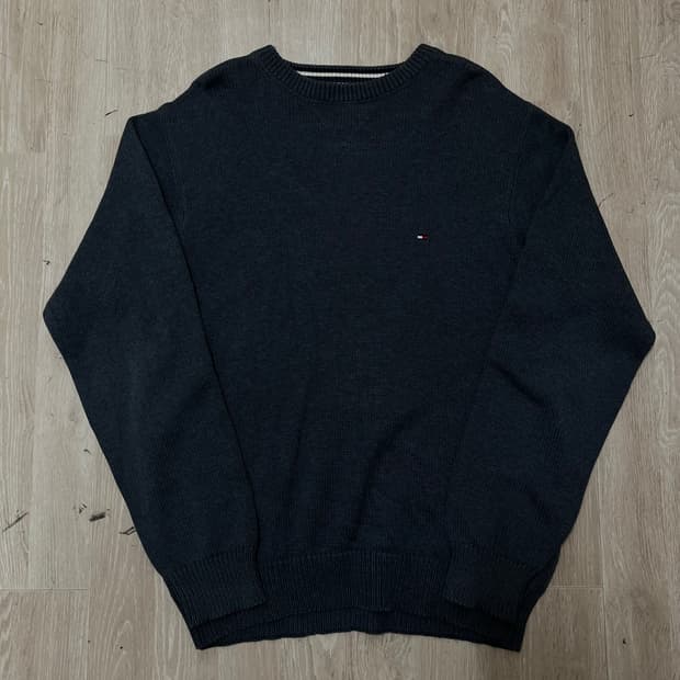 타미힐피거 스몰플래그 로고 코튼 라운드 니트 S(90)