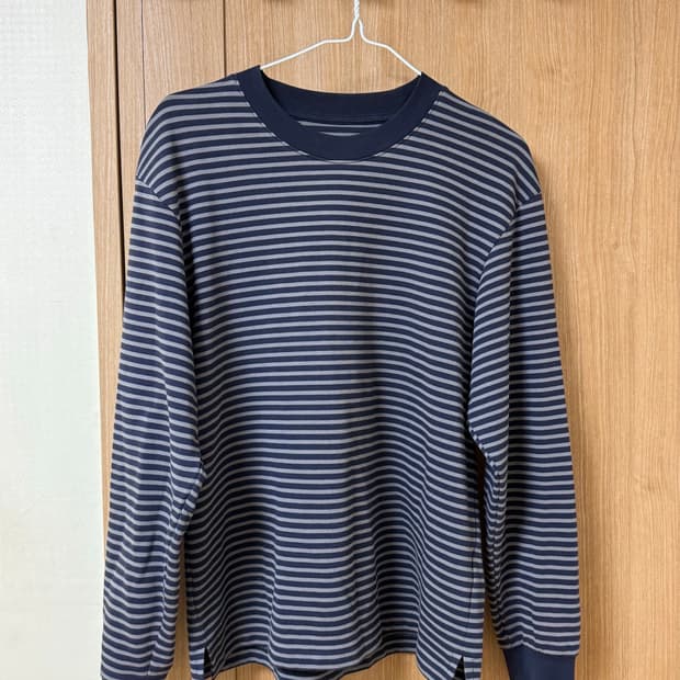 유니클로 스트라이프 티