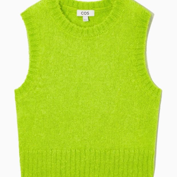 Cos 레귤러핏 모헤어 니트 베스트