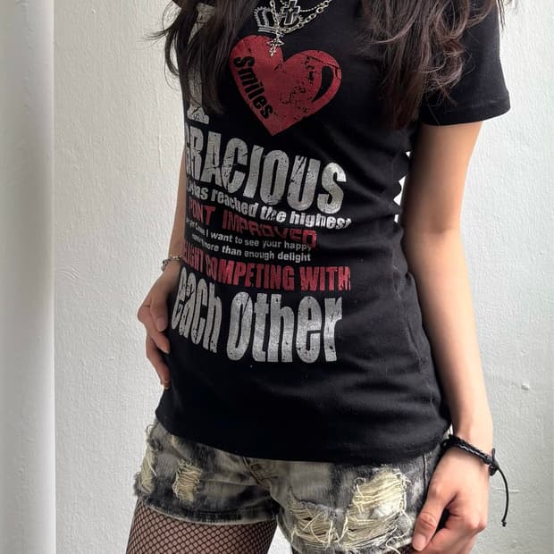 Vintage Heart Lettering Print Top