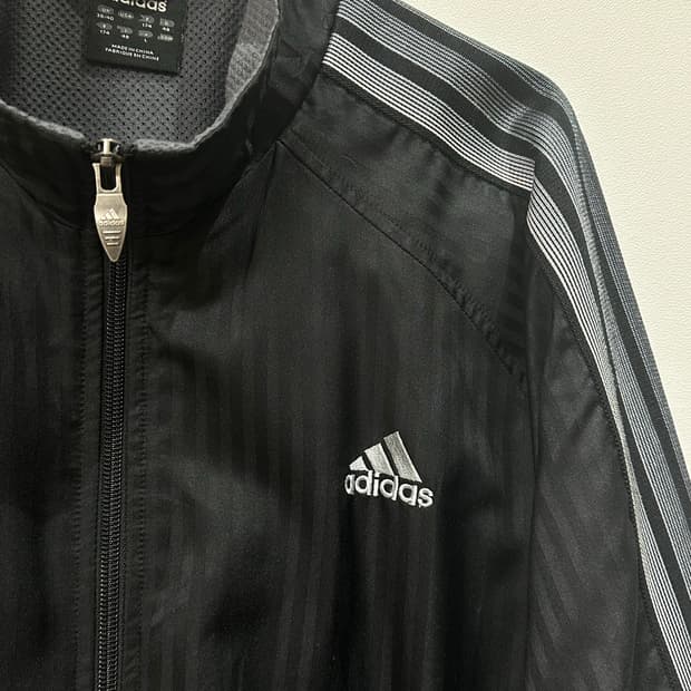 아디다스 삼선 블랙 그라데이션 져지 바람막이