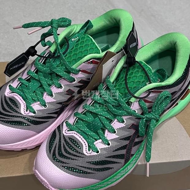 아식스 젤카야노 키코 핑크 235