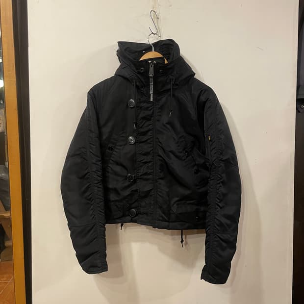 알파인더스트리 리메이크 크롭봄버 S