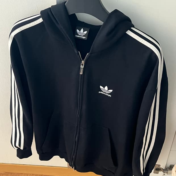 발렌시아가 아디다스 후드집업 S